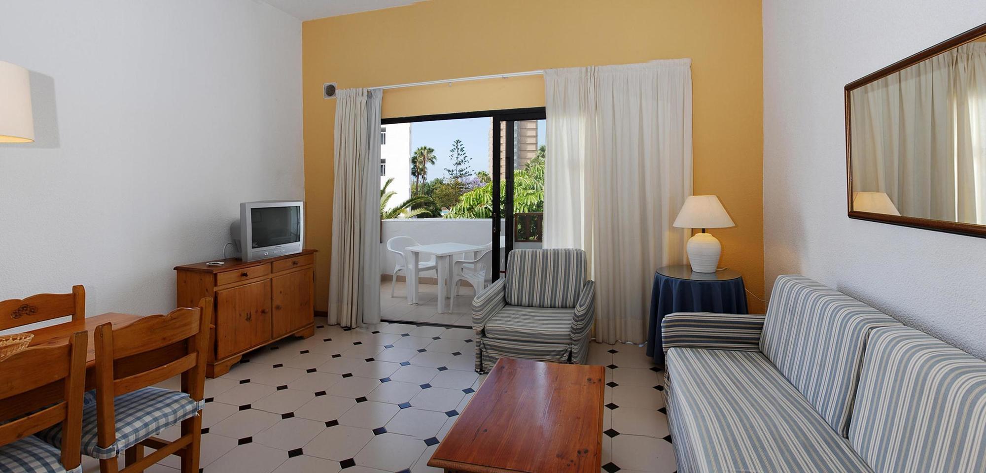 Apartamentos Hg Cristian Sur Los Cristianos  Szoba fotó